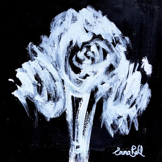 White on Black 3 Roses